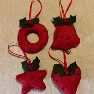 Fetru ornamente pentru pomul de Craciun cu frunze de holly, Accesorii de Craciun, Decoratiuni de Craciun de casa, Decoratiuni pentru pomul de Craciun, Cusatura, Broderie, ARTYNOS