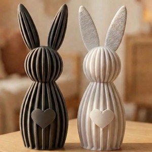 Iepuraș cu inimioară în relief � Decor minimalist alb-negru, disponibil în două variante -  - Artynos.ro