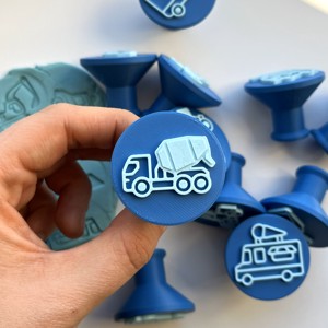 Set de ștampile și forme de prăjituri Gyurma cu vehicule: mașini și utilaje de construcții - jucării și echipamente pentru copii - puzzle, jocuri puzzle - puzzle cu forme - Artynos.ro