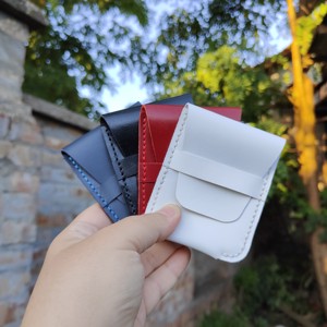 Suport card Dermis - In stoc!, , , O carcasa pentru documente minimalista si eleganta pentru a va stoca documentele de identitate si c..., ARTYNOS