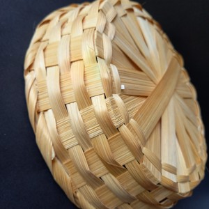 Coșuleț împletit cu diametrul de 20 cm, pentru decorare  -  - Artynos.ro