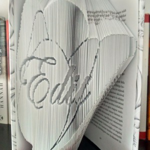 Lalea in cartea de nume sculptura - Artynos.ro