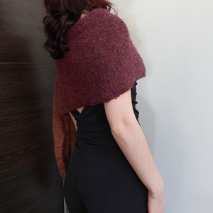 Poncho tricotat manual - îmbrăcăminte și modă - haine damă - poncho - Artynos.ro