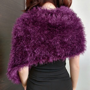 Poncho tricotat manual - îmbrăcăminte și modă - haine damă - poncho - Artynos.ro