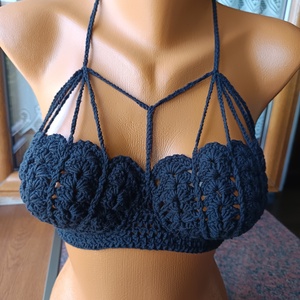 Top croșetat  - îmbrăcăminte și modă - haine damă - bralette și bustiere - Artynos.ro