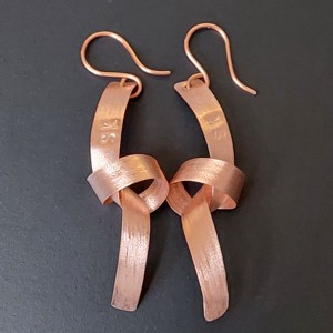 Rosegold C S O M Ó - bijuterii - cercei lungi - Artynos.ro Rosegold C S O M Ó - bijuterii - cercei lungi - Artynos.ro