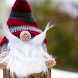 Gnom crosetat - opritor de usa - Artynos.ro