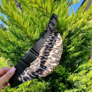 Borseta Animal Print - genți și portofele - borsete - Artynos.ro