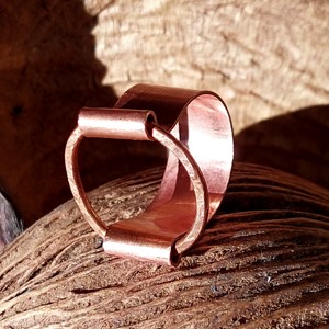 Bijuterii minimaliste din cupru - bijuterii - seturi de bijuterii - Artynos.ro Bijuterii minimaliste din cupru - bijuterii - seturi de bijuterii - Artynos.ro