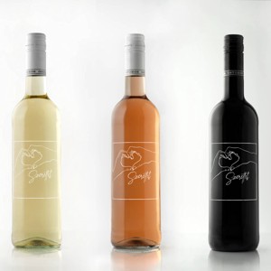 OFERTĂ SPECIALĂ -50% Vin gravat cu inscripția Te iubesc -  - Artynos.ro