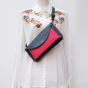 Geantă de umăr și crossbody din piele roșu și albastru închis Classica XS 004  - geantă și husă - genți de umăr și genți de mână - genți de umăr - Artynos.ro