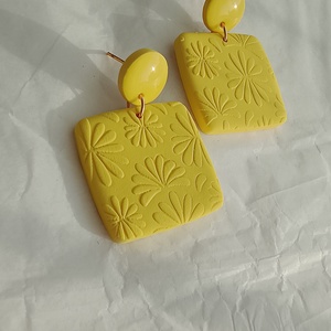 Cercei handmade motive florale  - bijuterii - cercei - cercei lungi - Artynos.ro