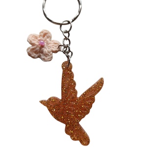Breloc Păsărică Coral - Energie Jucăușă și Bucurie  - geantă și husă - accesorii genți - breloc - Artynos.ro