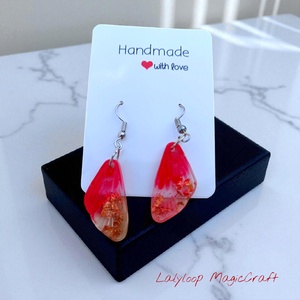 Cercei handmade din rasina  model Petala de foc, Bijuterii, Cercei, Cercei agatati, Confectionarea bijuteriilor, ARTYNOS