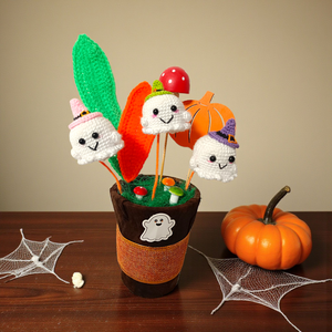 Ghiveciul Fermecat cu Fantomite - Decoratiune crosetata de Halloween - Artynos.ro