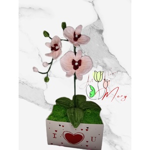 Orhidee Roz, Casa & Stil de viata, Decoratiuni de casa, Accesorii florale, Flori in ghiveci, Aranjament de flori, Orhidee
Roz
Realizata manual din sarma plusata 
Rezistenta in timp , ARTYNOS
