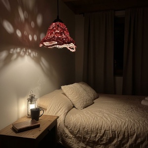Lampa roșie dantelata - casă & stil de viață - lămpi și corpuri de iluminat - lampă de ambianță - Artynos.ro