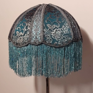 Abajur tip umbrela cusut manual - casă & stil de viață - lămpi și corpuri de iluminat - lampă de masă - Artynos.ro