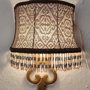 Aplica din bronz si abajur din dantela aurie si franjuri - casă & stil de viață - lămpi și corpuri de iluminat - candelabru - Artynos.ro