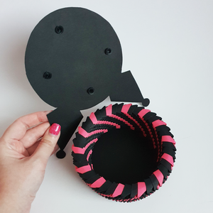Cutie 3D origami iepuraș Kuromi Sanrio - casă & stil de viață - accesorii pentru decorat casa - decorațiuni de masă și decorațiuni pentru rafturi  - cutii decor, cutii de suveniruri - Artynos.ro