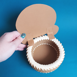 Cutie 3D origami ursuleț Maple Animal Crossing - casă & stil de viață - accesorii pentru decorat casa - decorațiuni de masă și decorațiuni pentru rafturi  - cutii decor, cutii de suveniruri - Artynos.ro