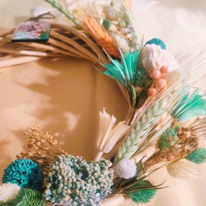 Coronita din nuieluse de lemn si flori naturale uscate - casă & stil de viață - accesorii pentru decorat casa - suport de flori - coronițe decor - Artynos.ro
