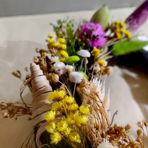 Coronita din nuieluse de lemn si flori naturale uscate - casă & stil de viață - accesorii pentru decorat casa - suport de flori - coronițe decor - Artynos.ro