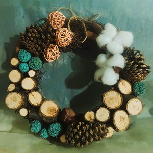 Coronita naturala din nuieleuse si elemente de lemn, pentru Craciun - crăciun - decorațiuni de advent - coroniță advent - Artynos.ro