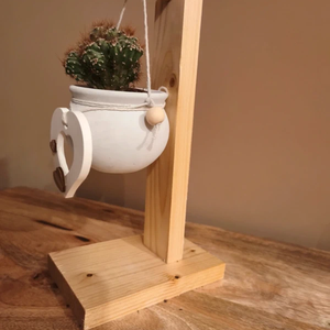 Ghiveci suspendat cu suport din lemn, shabby-chic - casă & stil de viață - decorațiuni de casă - accesorii florale - ghiveci de plante - Artynos.ro