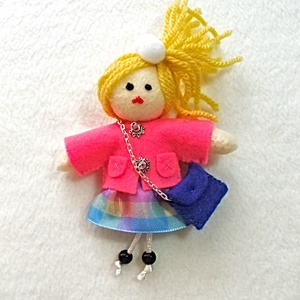 Brosa martisor pentru mamici cochete , cadou de primavara pentru mama, bunica ,iubita , de purtat tot anul. - Artynos.ro