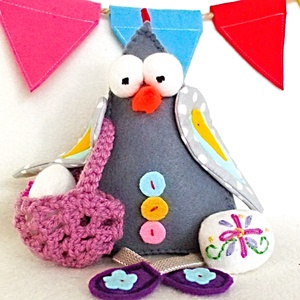 Mama Roza ,closca cu puisor ,jucarie pentru copii si decoratiune de primavara pentru camera copilului. - jucării și echipamente pentru copii - plușuri - păsări de pluș - Artynos.ro