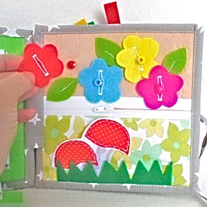 Carte textila cu 10 jocuri de dezvoltare ,jocuri de tip Montessori ,activitati potrivite pentru 3 ani + - jucării și echipamente pentru copii - cărți pentru copii, cărți textile - Artynos.ro