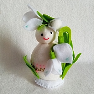 Figurina Ghiocel din fetru pentru educatie Waldorf. - jucării și echipamente pentru copii - jocuri de gândire - curcubeu montessori, jocuri waldorf - Artynos.ro