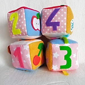 Set de 4 cuburi senzoriale ,Jucarie educativa pentru bebe de 6 luni. - jucării și echipamente pentru copii - jucării bebeluși - cub pentru copii - Artynos.ro