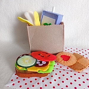 Pachet Micul dejun din fetru � jucărie Montessori pentru preșcolari . - jucării și echipamente pentru copii - jocuri de gândire - curcubeu montessori, jocuri waldorf - Artynos.ro