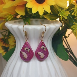 Cercei handmade rasina fluturi - Artynos.ro