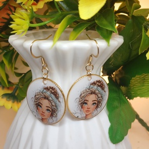 Cercei handmade domnisoara, Bijuterii, Cercei, Cercei din rasina, , Adauga o pata de culoare si delicatete tinutei tale cu acesti cercei unici, realizati manual din ra..., ARTYNOS