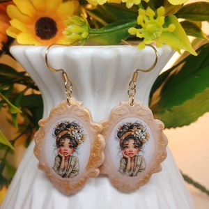 Cercei handmade Pretty Lady, Bijuterii, Cercei, Cercei din rasina, , ARTYNOS