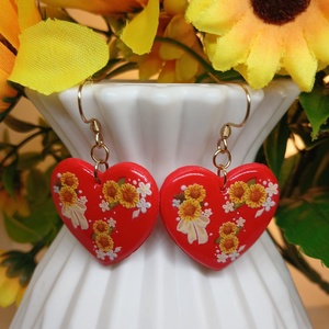 Cercei Hearts, Bijuterii, Cercei, Cercei din rasina, , Adauga o pata de culoare si delicatete tinutei tale cu acesti cercei unici, realizati manual din lu..., ARTYNOS