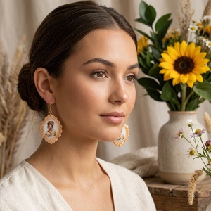 Cercei handmade Pretty Lady - bijuterii - cercei - cercei din rășină - Artynos.ro