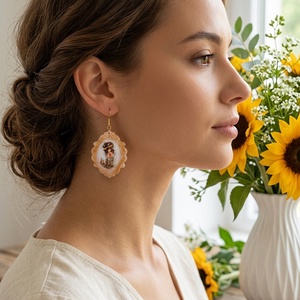 Cercei handmade Pretty Lady - bijuterii - cercei - cercei din rășină - Artynos.ro