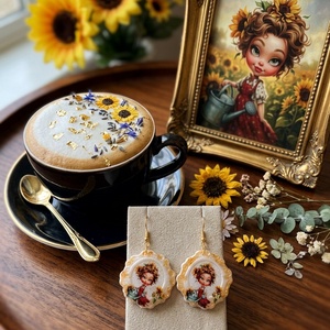 Cercei handmade summer vibes, Bijuterii, Cercei, Cercei din rasina, , Adauga o pata de culoare si delicatete tinutei tale cu acesti cercei unici, realizati manual din lu..., ARTYNOS