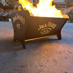 Șemineu Jack Daniels - casă & stil de viață - accesorii pentru casă și grădină - grătar - Artynos.ro