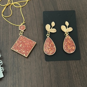 Set bijuterii handmade unicat din rasina colier + cercei, Bijuterii, Seturi de bijuterii, Confectionarea bijuteriilor, ARTYNOS