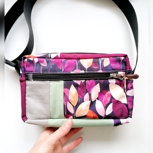 Geantă LIBELULA cross body - puzzle bordeaux - geantă și husă - genți de umăr și genți de mână - genți de umăr - Artynos.ro