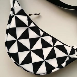 Precomandă - Geantă banană S - geometric - geantă și husă - genți de umăr și genți de mână - geantă de umăr sling - Artynos.ro