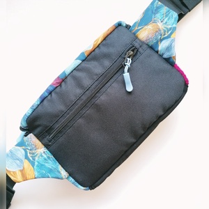 Precomandă - Borsetă clasică LIBELULA - frunze de toamnă și lână - genți și portofele - borsete - Artynos.ro Precomandă - Borsetă clasică LIBELULA - frunze de toamnă și lână - genți și portofele - borsete - Artynos.ro