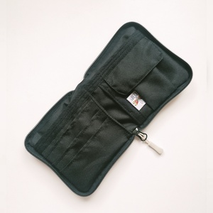 Precomandă - Portofel pătrat LIBELULA - frunze bordeaux - genți și portofele - portofele, huse, suporturi - Artynos.ro