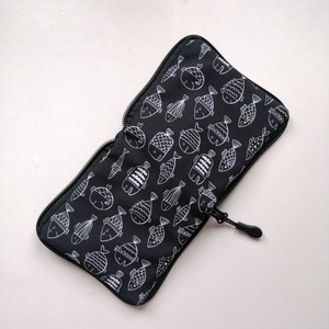 Portofel pătrat LIBELULA - pești - genți și portofele - portofele, huse, suporturi - portofele - portofele damă - Artynos.ro