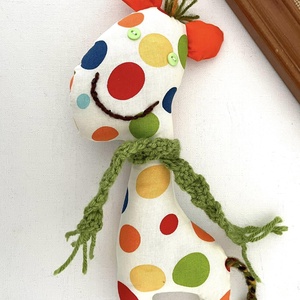 Girafa...cu capul in nori! - Artynos.ro